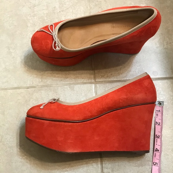 ❗️Great pair of 4 inch platforms❗️ - Picture 6 of 8